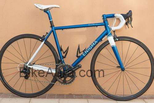 Enigma Elite ficha tecnica